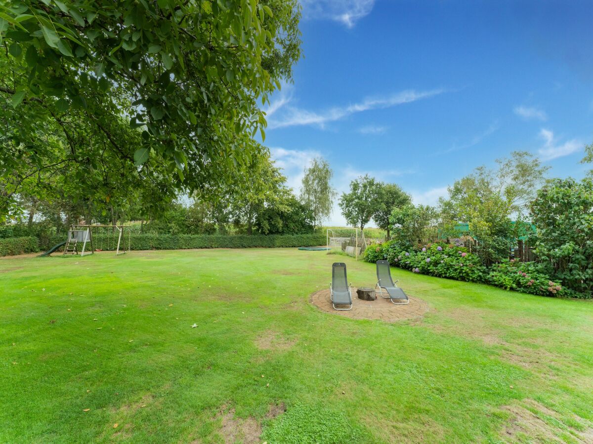 Farmhouse Farmhouse in Elsendorp with Garden - Outdoor photo 4