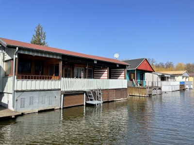 Holiday house Bootshaus in Mirow mit überdachter Terrasse - Outdoor photo 11