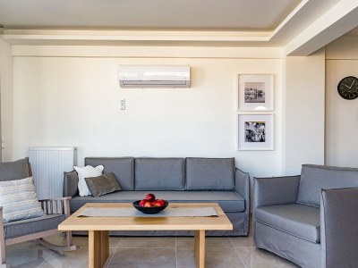 Holiday house Villa Premium Beach 4 - Video available | Pool, beach location & sea view - - Features photo 19