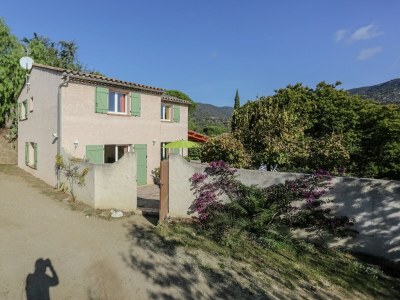 Holiday house Holiday Home in Bormes-les-Mimosas near Sea - Outdoor photo 6