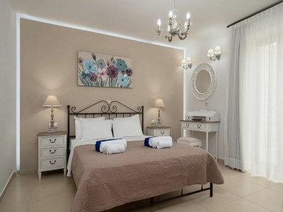 Apartment Villa in Kamilari near Kid-Friendly Beach - Features photo 19