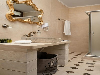 Apartment Villa in Kamilari near Kid-Friendly Beach - Features photo 35