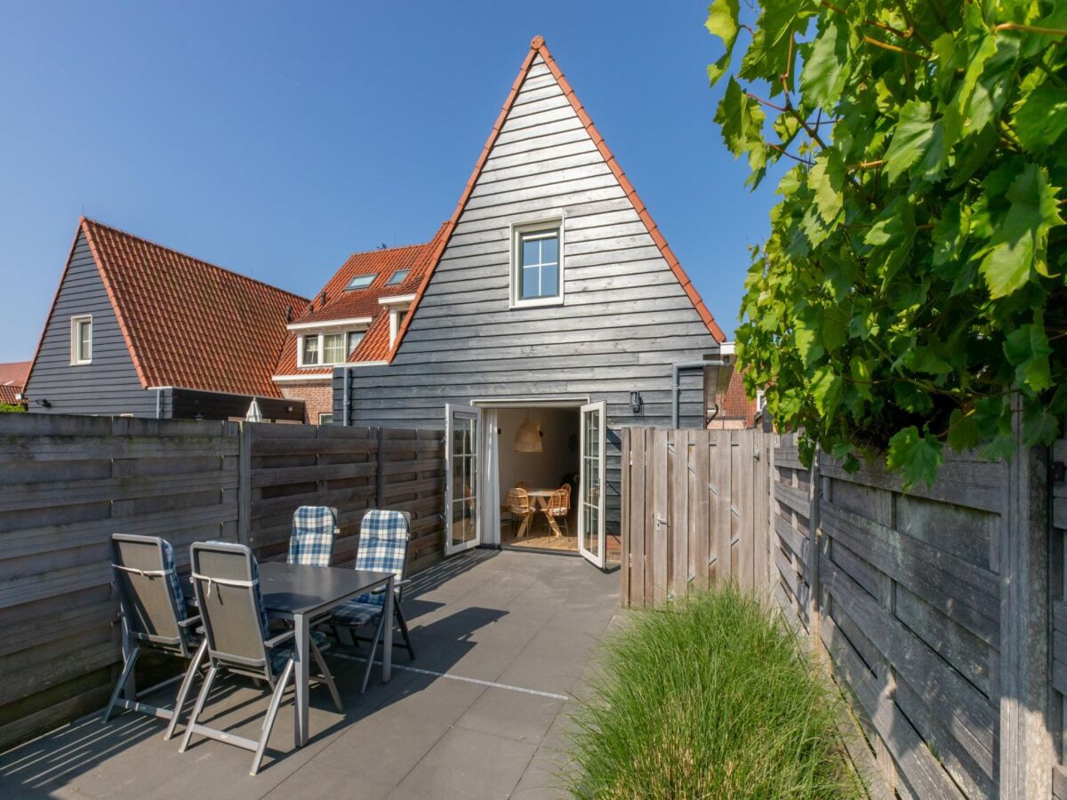 Holiday house Holiday Home in Domburg near the Beach - Outdoor photo 2
