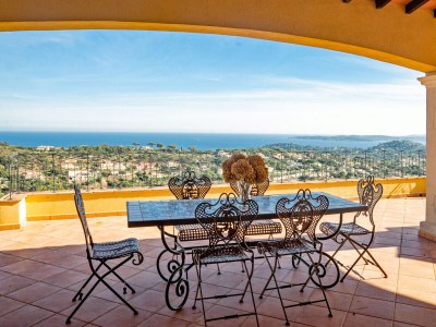 Villa Mademoiselle M in Sainte-Maxime - Villa