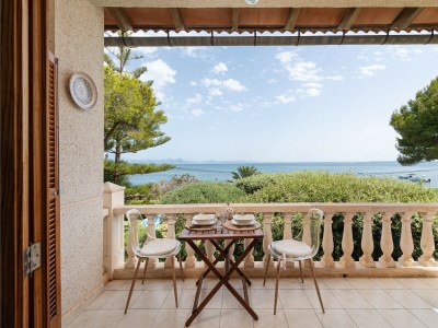 Holiday house La Casa Del Far in Alcanada - Holiday house