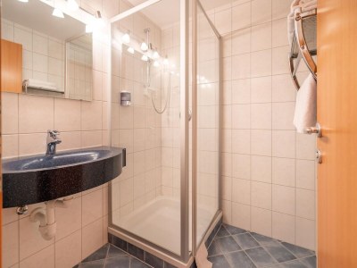 Apartment Apartment in Stubaital near Ski Lift - Features photo 13