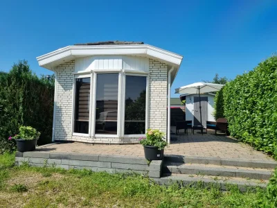 Chalet Chalet at Rhederlaag Lake in Lathum - Chalet