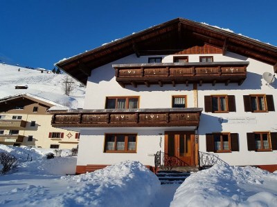 Holiday room Doppelzimmer, Bad, WC, Ost in Holzgau - Holiday room