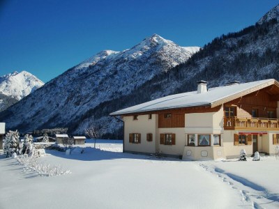 Apartment Holzgau - Outdoor photo 11