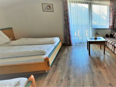 Holiday room Mehrbettzimmer, Dusche, WC, Balkon - Features photo 45