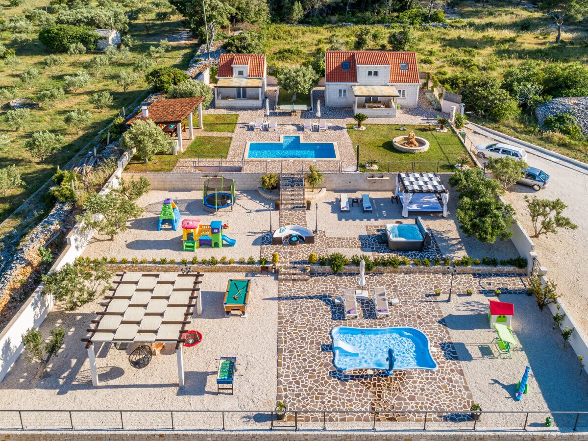 Villa Villa MIS