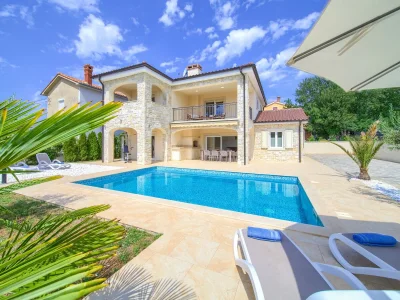 Villa Martius in Pinezici - Villa