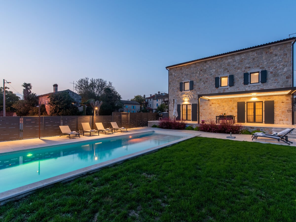 Villa Daniela with pool