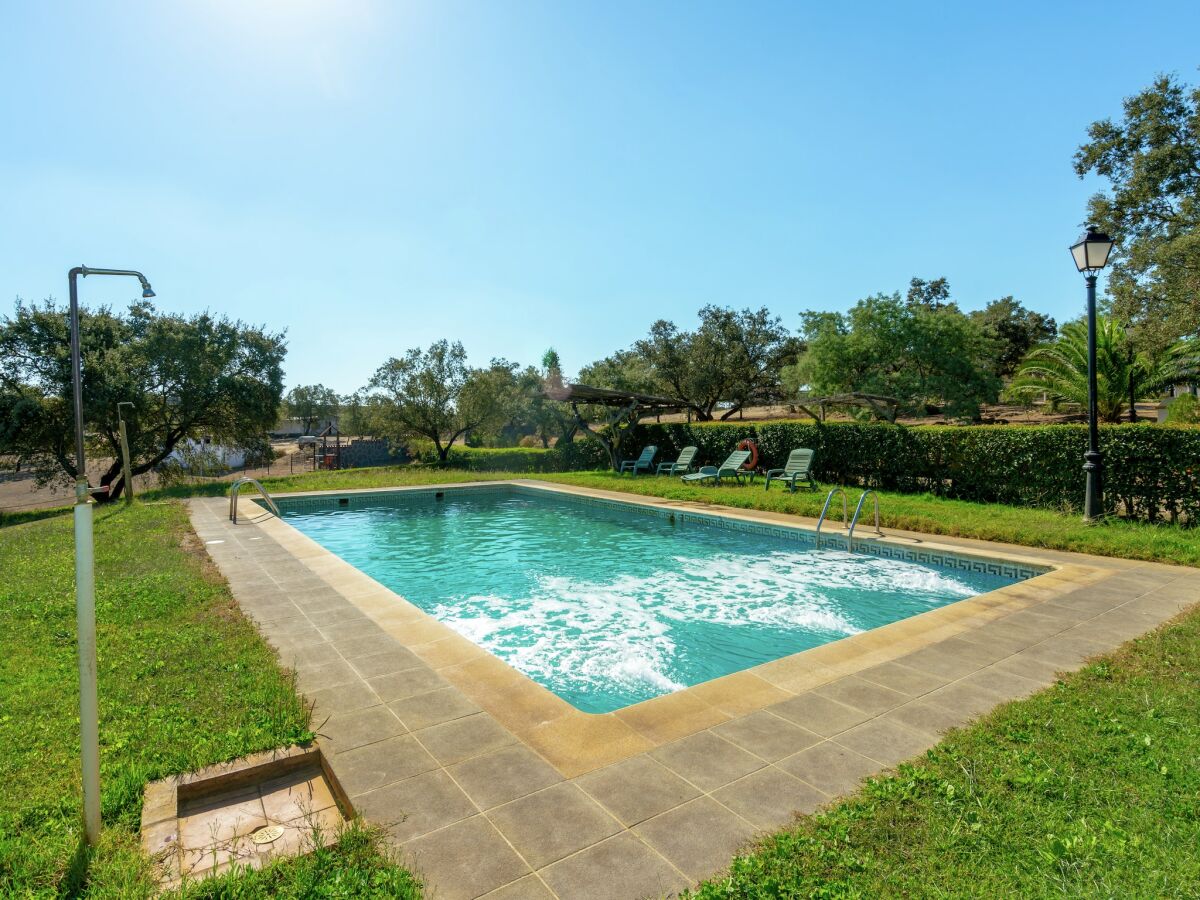 Holiday park Ferienhaus in Tajo mit Pool und Wald - Outdoor photo 5