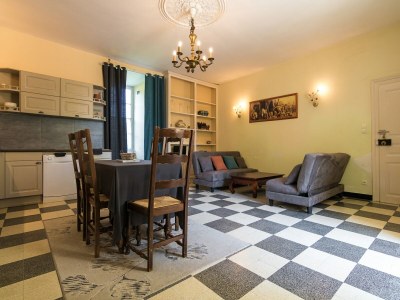 Holiday park Schlosswohnung in Chaleix Waldnähe - Features photo 10