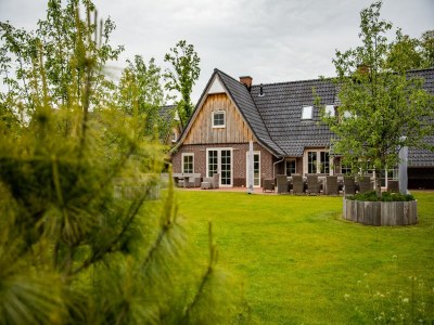 Holiday park Wellness Villa in Peaceful Nature - Holiday park