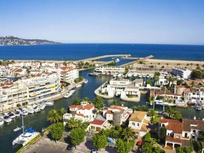 Holiday park Apartment in Empuriabrava by the Beach - Environment photo 24