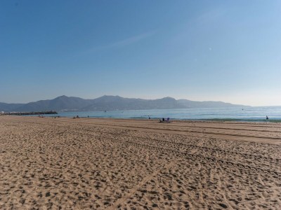 Holiday park Apartment in Empuriabrava by the Beach - Environment photo 28
