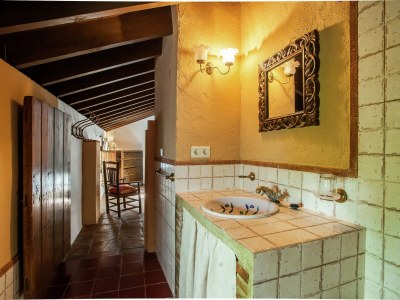 Holiday park Charming Farmhouse Retreat - Features photo 22