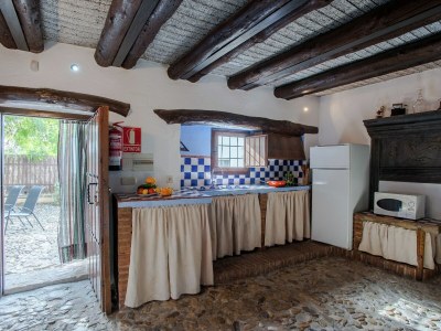 Holiday park Charming Farmhouse Retreat - Features photo 25