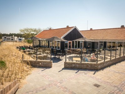 Holiday park Chalet in Texel with Private Sauna - Outdoor photo 35