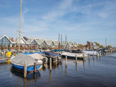 Holiday park Houseboat in Waterpark with Private Dock - Outdoor photo 2