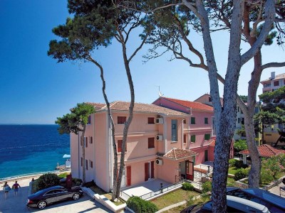 Holiday park Apartment in Veli Lošinj by the Beach - Outdoor photo 11