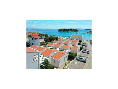 Holiday park Apartment on Ugljan Island by Sandy Beach - Outdoor photo 16