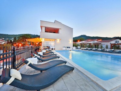 Holiday park Apartment on Ugljan Island by Sandy Beach - Outdoor photo 19