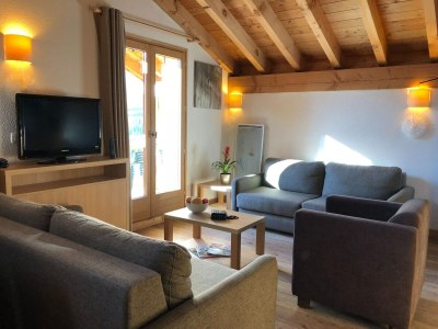 Holiday park Cozy Chalet Near Slopes - Features photo 10