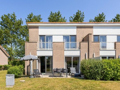 Holiday park Ferienhaus in Zeeland nahe der Küste in Ellemeet - Holiday park