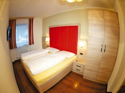 Apartment Apartment Ortisei near Seiser Alm Ski Lift - Features photo 7