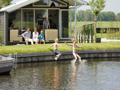 Holiday park Modern chalet near Lake Sneek - Outdoor photo 45