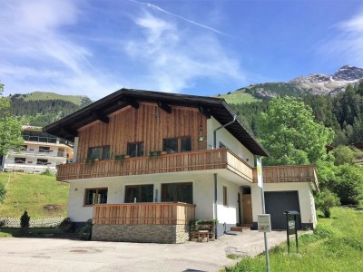 Apartment Chalet in Steeg nahe Skipisten Lechtal in Steeg - Apartment