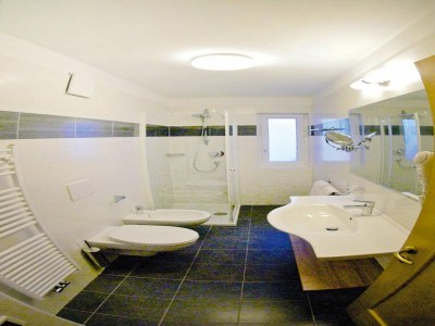 Apartment Apartment in Val Gardena near Ski Slopes - Outdoor photo 4