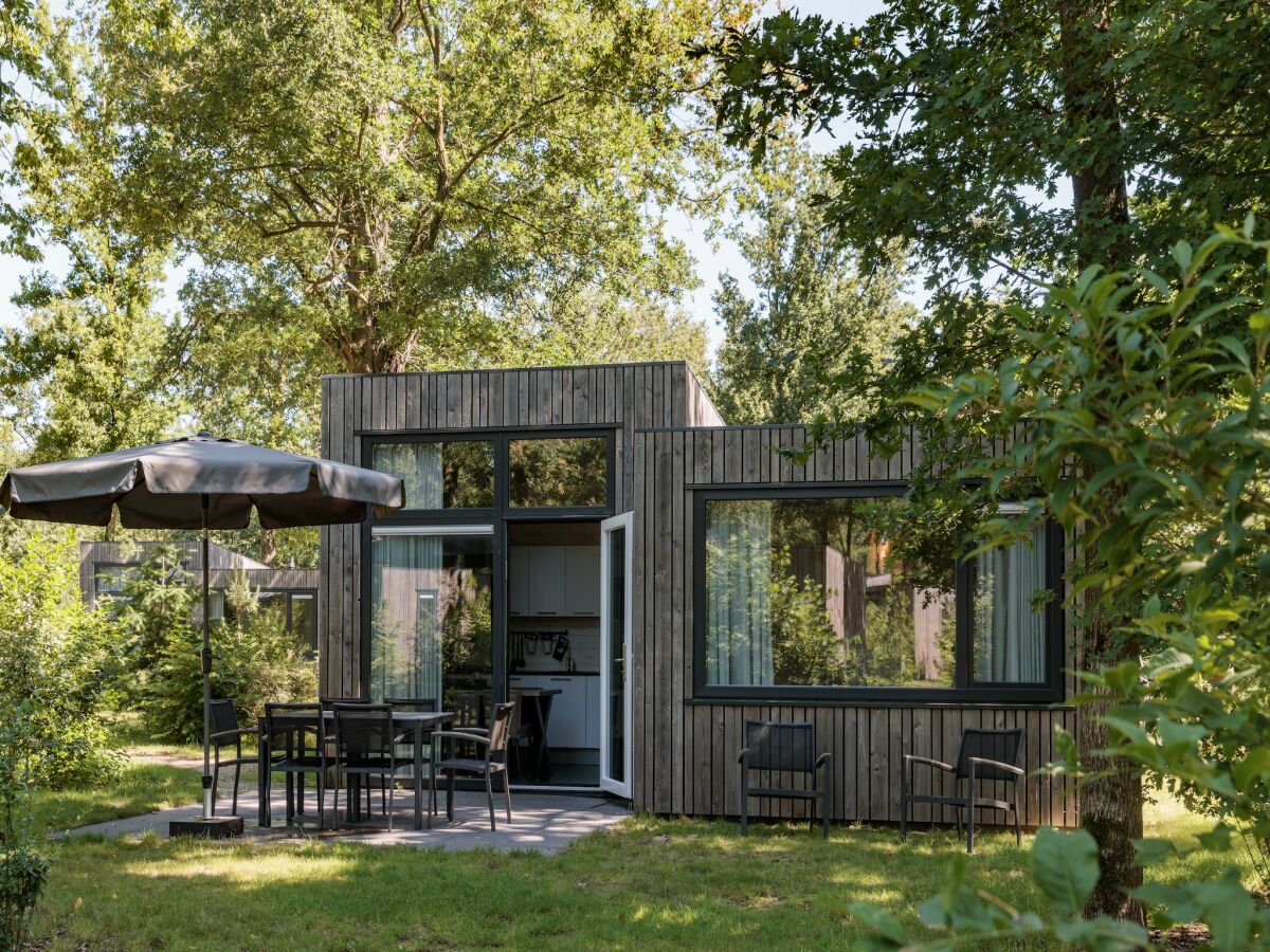 Holiday park Lodge in Schaijk with Garden Terrace