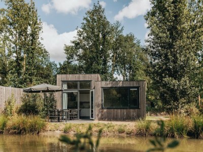 Holiday park Water Lodge in Schaijk by the Waterside - Holiday park