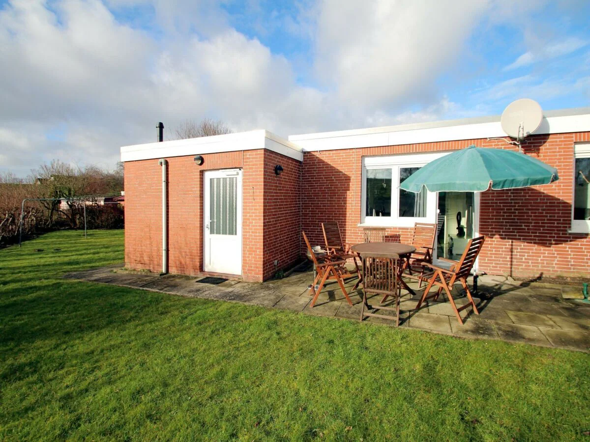 Bungalow Ferienhaus Wiesengrund mit Sauna, Dornumersiel