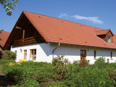 Holiday park Holiday Home in Germany with Garden Terrace in Brakel - Holiday park