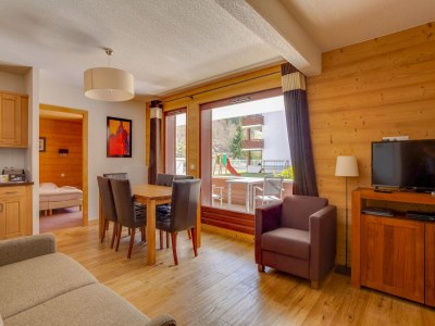 Holiday park Relaxing Poolside Alpine Apt - Features photo 10