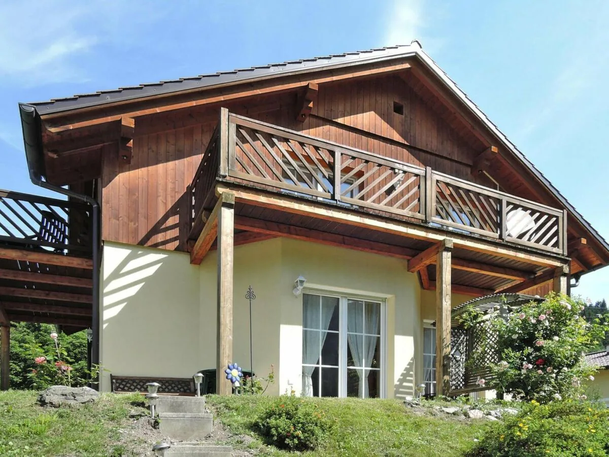Apartment Chalet in Radstadt near Ski Slopes & Spa
