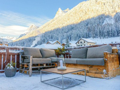 Holiday park Chalet in French Alps with Stunning Views - Outdoor photo 38