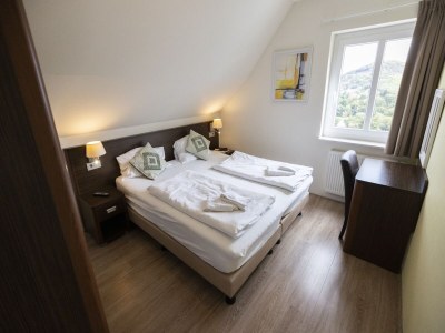 Holiday park Lakeview Villa with Pool - Features photo 8