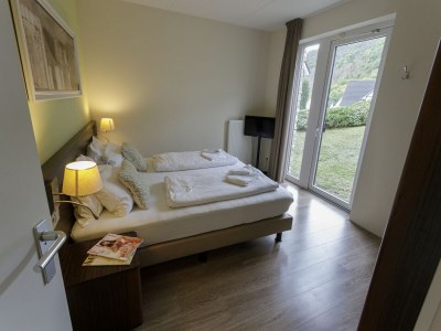 Holiday park Lakeview Villa with Pool - Features photo 9