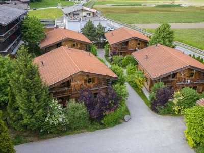 Holiday park Chalet in Fügen nahe Spieljochbahn - Outdoor photo 2