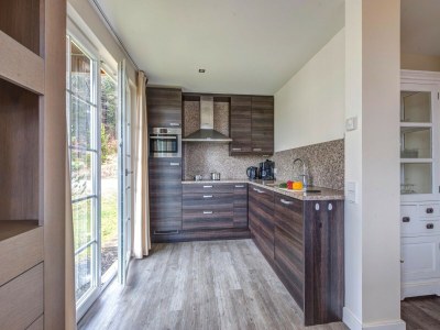 Holiday park Villa with bubble bath, solarium and fireplace - Features photo 7