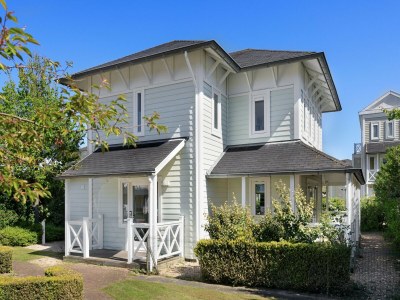 Holiday park Villa in Hellevoetsluis nahe Nordseestrand - Holiday park