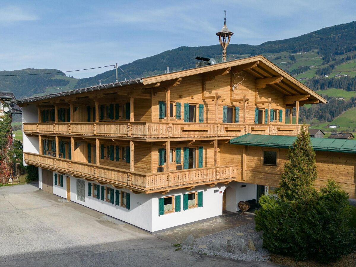 Holiday park Haus-Nr: OTR05040-QYF