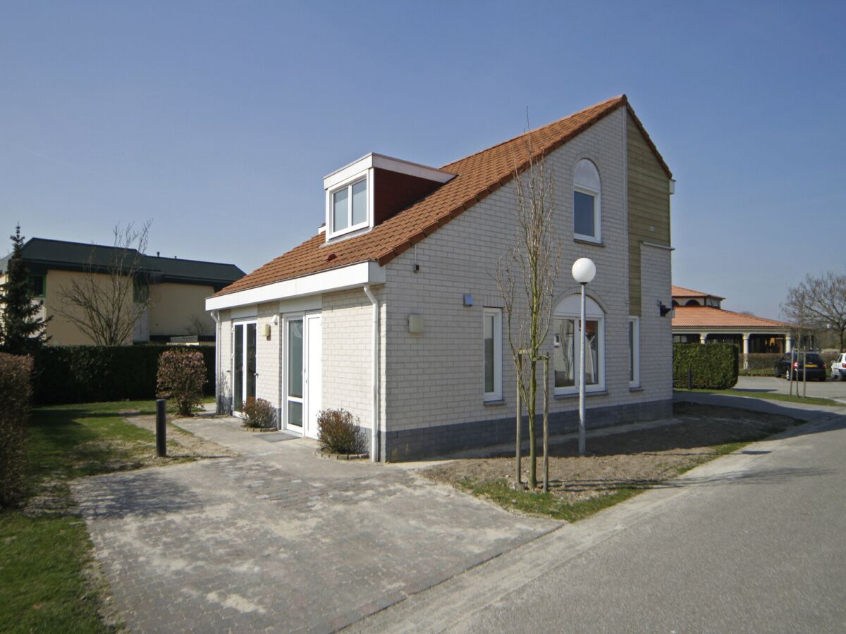 Holiday park Villa in Arcen with Sauna