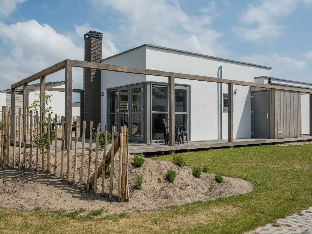 Holiday park Dünenvilla in Ouddorp am Strand